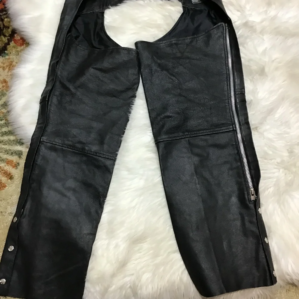 Event Leather Black Motorcycle Chaps Zip Sides Snap Bottoms Pocket